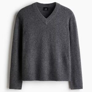 H&M Men Relaxed Fit Wool-Blend Grey V-Neck Sweater